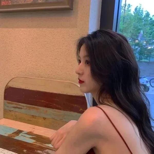 代表小姐
